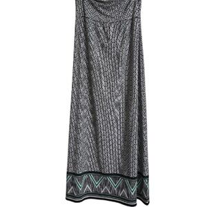 Elegant Black and Green Patterned Skirt